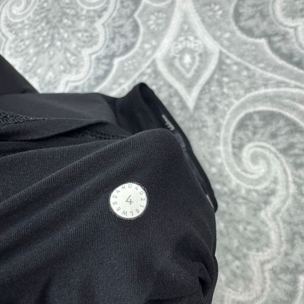 Lululemon Play Off The Pleats Skirt *13” - Picture 3 of 3